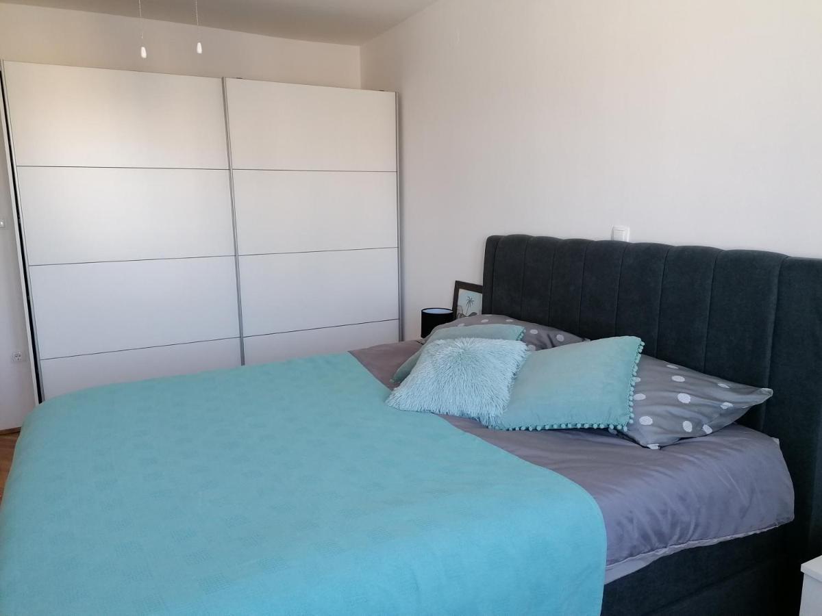 Sunny Spot Appartement Pula Buitenkant foto